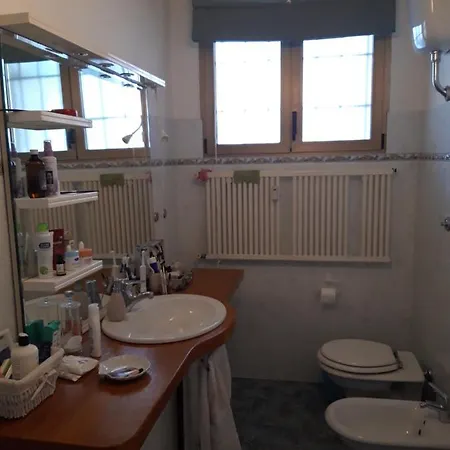 Appartamento Mamma Sandra, Incantevole Tre Posti Piu Uno Florenz Exterior foto